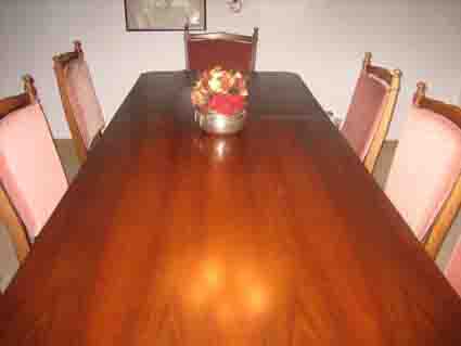 Stilmöbel mit Vitrinenschrank - Speisezimmer Essecke - Damme
