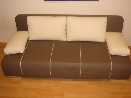 Modernes Schlafsofa günstig abzugeben - Wohnzimmerschrank Anbauwand - München