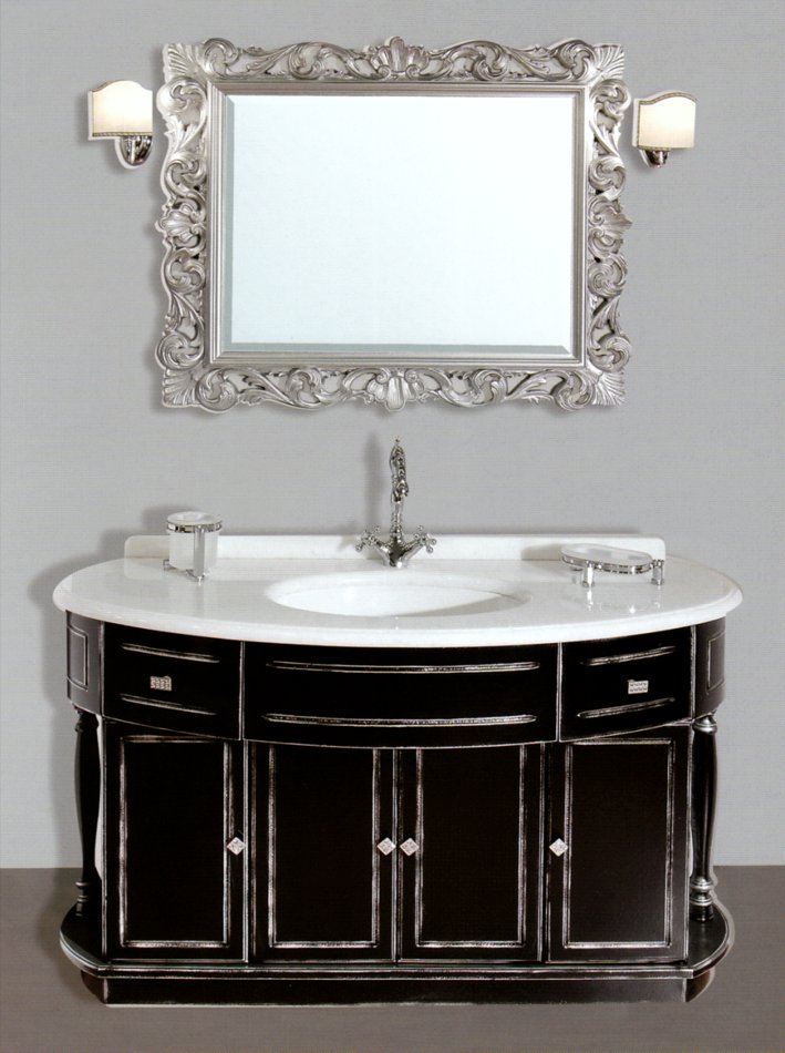 Antik - Schwarzes Badmöbel im Landhausdesign - Bad Einrichtung - Berlin