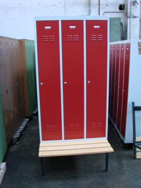 SPIND / GARDEROBENSCHRANK - Bueromoebel Bueromaterial - Frankfurt