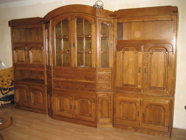 WZ-Schrank , WZ-Tisch , TV-Schrank , 2 Lampen , Zeitungsständer - Couchtisch Sonstige Wohnzimmereinrichtung - duisburg