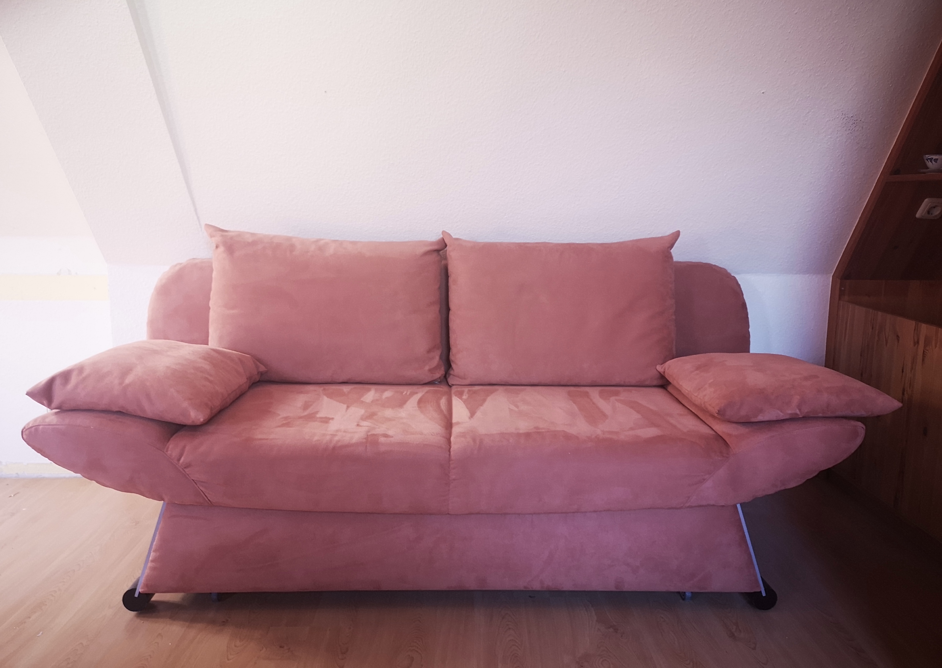 Neuwertiges Schlafsofa mit terracottafarbenem  Alcantara-Bezug - Polster Sessel Couch - AHRENSBURG 