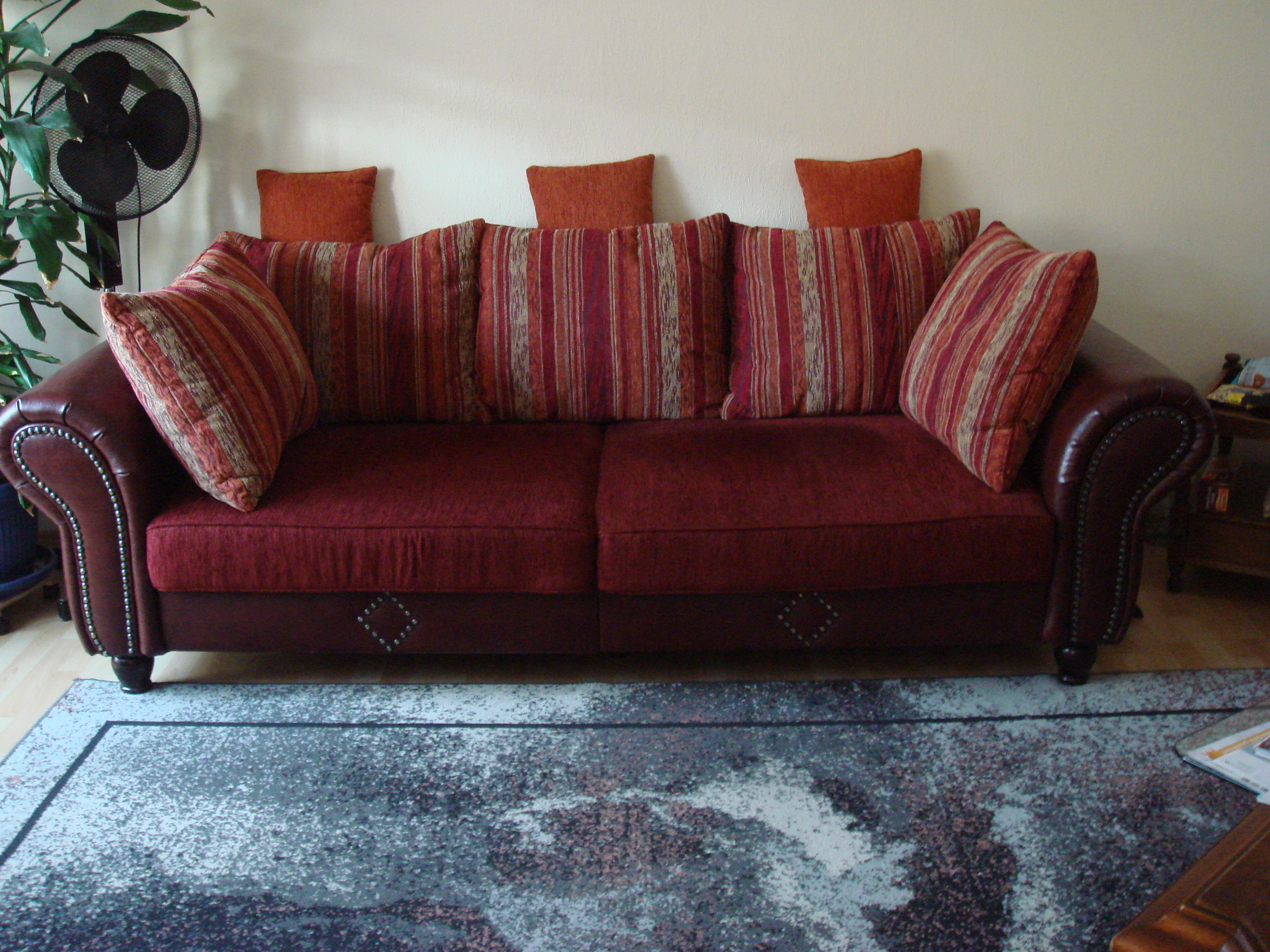BIG-Couch bordoufarben - Polster Sessel Couch - Birkenfeld