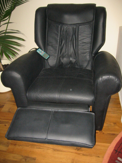 Luxus Leder Massagesessel und Fernsehsessel mit Fernbedienung - Polster Sessel Couch - Berlin